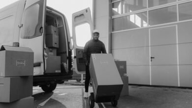 customer service tracking number