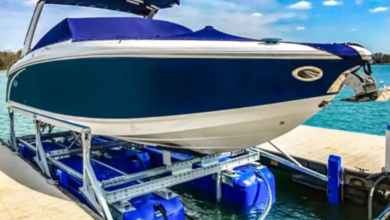 How to Choose and Maintain a Boat Cargo Lift